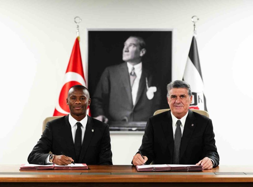 besiktas tiago djalo ile 3 yillik sozlesme imzaladi 7e8135b42c78 |