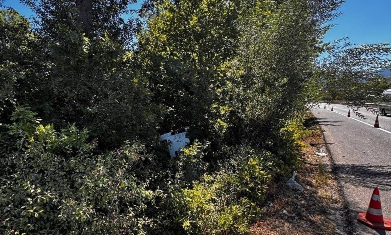 Bursa’da kontrolden çıkan minibüs şarampole yuvarlandı: 1 yaralı 1 bursada kontrolden cikan minibus sarampole yuvarlandi 1 yarali 5370b2153ccf |