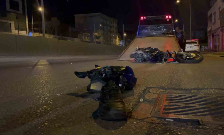Bursa’da motosiklet işletme girişine çarptı: 2 ağır yaralı 1 bursada motosiklet isletme girisine carpti 2 agir yarali 980ef4a12100 |
