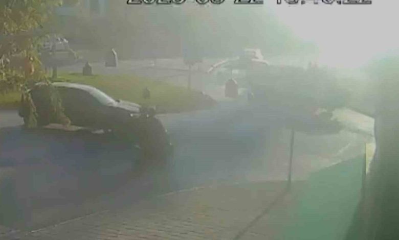 bursada otomobil ile motosiklet carpisti 1 yarali 1bacfde8cac8 |