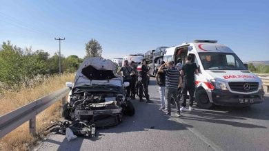 bursada otomobil traktore carpti 1 yarali 263640d266b2 |