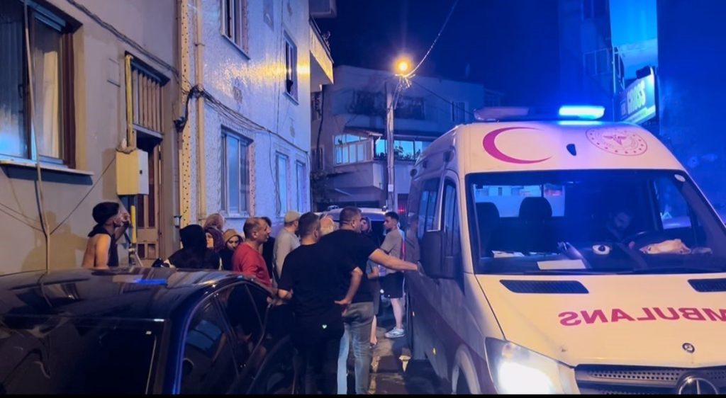 bursada park kavgasi sokaga tasti 3 yarali b391b5a976f1 |