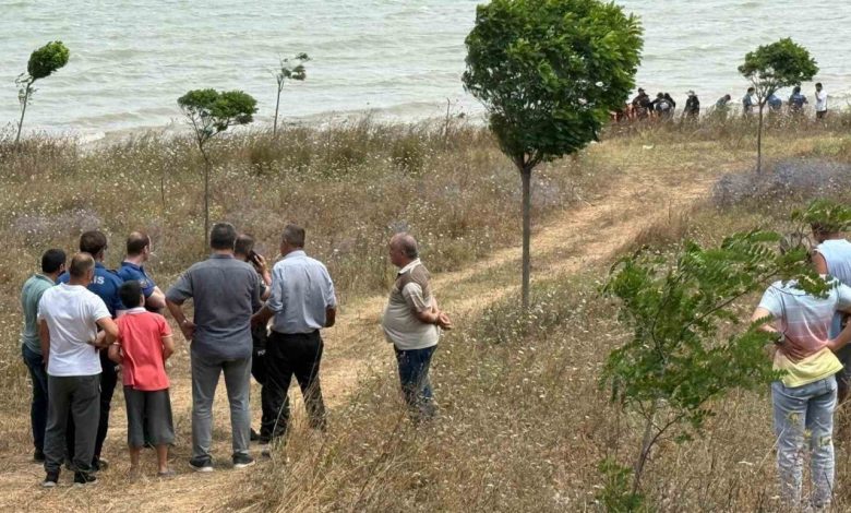 buyukcekmecede golde kaybolan adamin cesedi bulundu 02ed11686e2d |