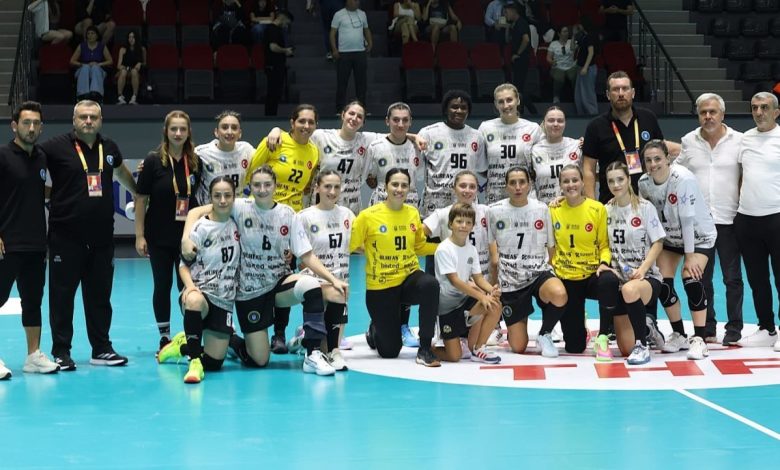 Büyükşehir hentbol takımı finalde 1 buyuksehir hentbol takimi finalde 8cd8e55b37f3 |