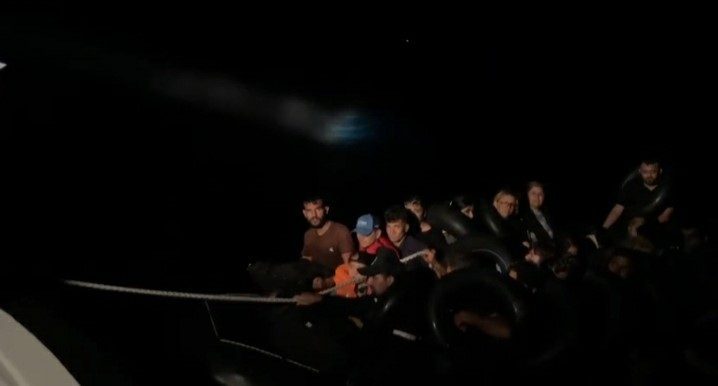 canakkalede 41 kacak gocmen yakalandi da19cd986a9e |