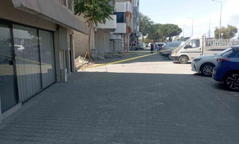 canakkalede alacak verecek tartismasinda bir kisi yaralandi e839f76a28b2 |