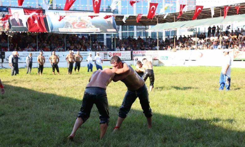 Çanakkale’de Geleneksel Tarihi Çardak Yağlı Güreşleri’nin 291’incisi düzenlendi 1 canakkalede geleneksel tarihi cardak yagli gureslerinin 291incisi duzenlendi 7ef928d08590 |