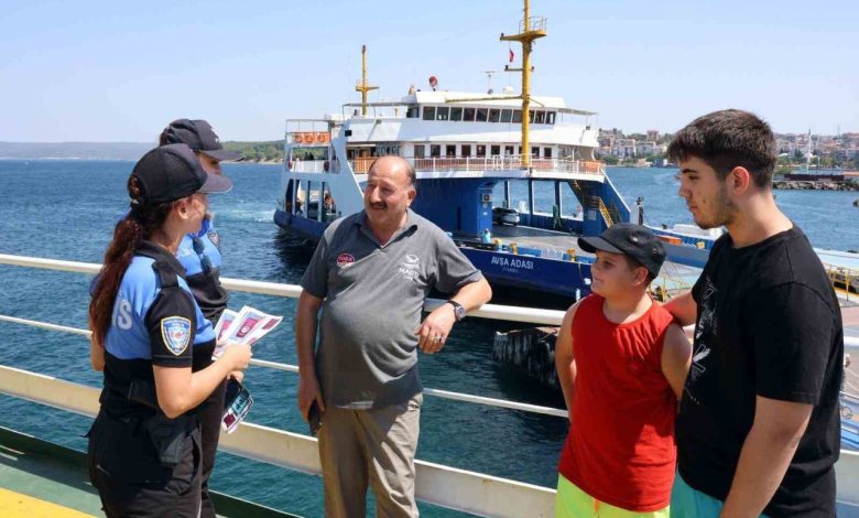 Çanakkale’de polis ekipleri vatandaşları bilgilendirdi 1 canakkalede polis ekipleri vatandaslari bilgilendirdi 6eee47e30264 |