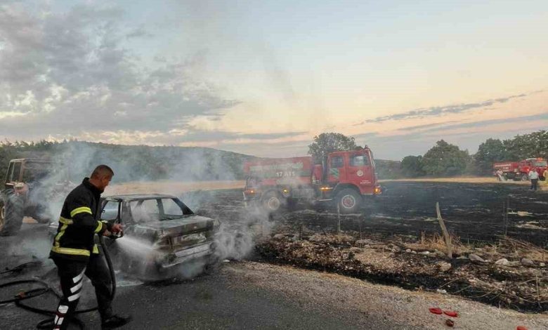 canakkalede yanan aractaki alevler tarlaya sicradi a29683f5e759 |