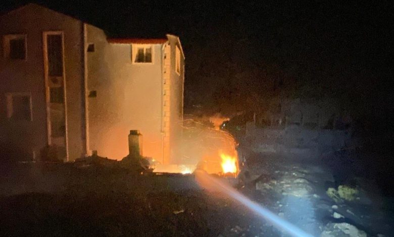 Dikili’de otluk alandaki yangın evlere sıçradı: 11 ev zarar gördü 1 dikilide otluk alandaki yangin evlere sicradi 11 ev zarar gordu c35d131607f6 |