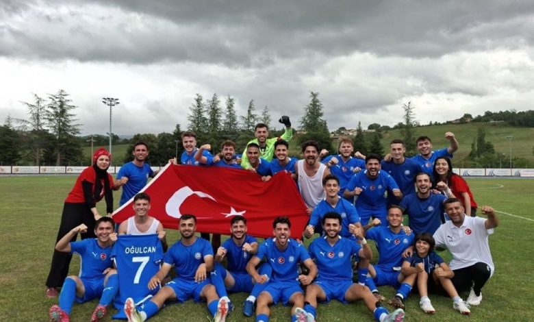 ege universitesi futbol takimi avrupanin en iyi 4 takimi arasinda yer aldi 52392f04efc0 |