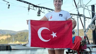 ege universitesi mezunu milli yuzucu bengisu avci tarihi bir basariya daha imza atti f97246d9e32e |