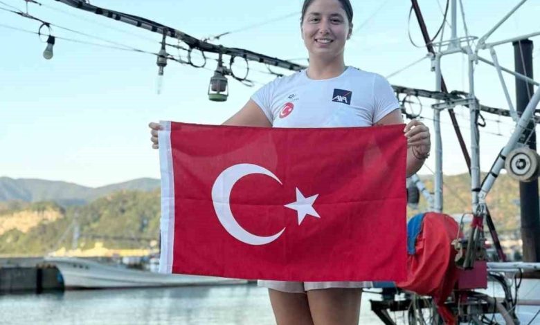 ege universitesi mezunu milli yuzucu bengisu avci tarihi bir basariya daha imza atti f97246d9e32e |