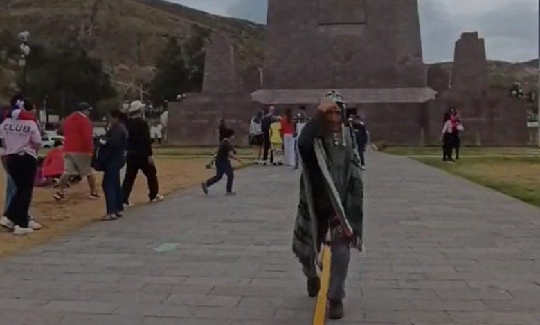 ekvator cizgisinde turk bayragiyla zeybek oynadi 966e68e9317c |