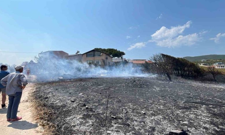 erdekte arazi yangini kisa surede sonduruldu can ve mal kaybi yasanmadi 048451358fc9 |
