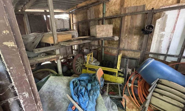 Erdek’te göz göre göre işgal: Tahliye kararı sonrası enkaz kaldı 1 erdekte goz gore gore isgal tahliye karari sonrasi enkaz kaldi c7b8c74eb908 |