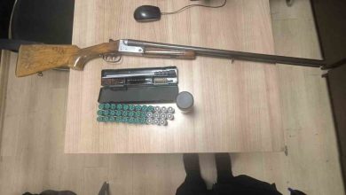 esenyurtta balkona ic camasiri ile cikinca komsulari uyardi mahalle erkek gorsun diyerek tufekle etrafa tehditler savurdu ccdb2d715944 |