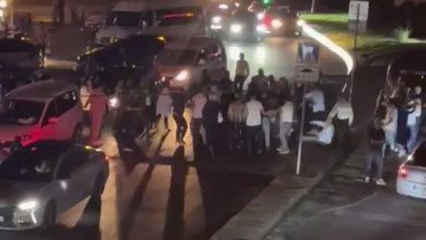 esenyurtta dugun cikisi taraflar birbirine girdi o anlar kamerada dbb72c1c1dfc |