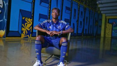 fenerbahce dorgeles nene ile 5 yillik sozlesme imzaladi 01337b59b870 |