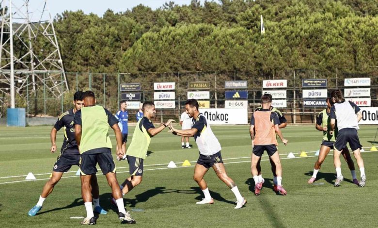 Fenerbahçe, Feyenoord maçına hazır 1 fenerbahce feyenoord macina hazir eae4b876ecdd |