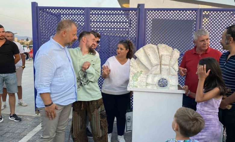 gomecte 5 uluslararasi kuzey ege heykel sempozyumu ve kafebus travla acilisi 1692db396db4 |