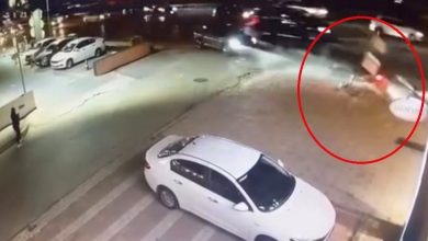 hizla ilerleyen motosikletli boyle kaza yapti b5c0d640eb21 |