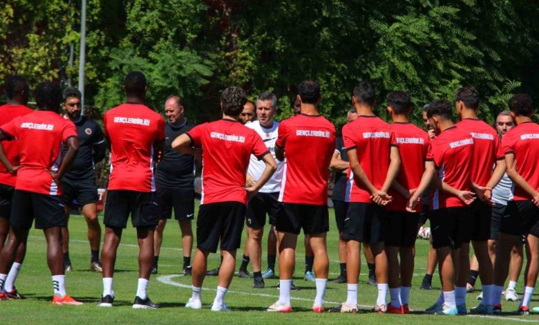 Hüseyin Eroğlu: "Fenerbahçe maçı kolay bir maç olmayacak" 1 huseyin eroglu fenerbahce maci kolay bir mac olmayacak 0a28c158abe8 |