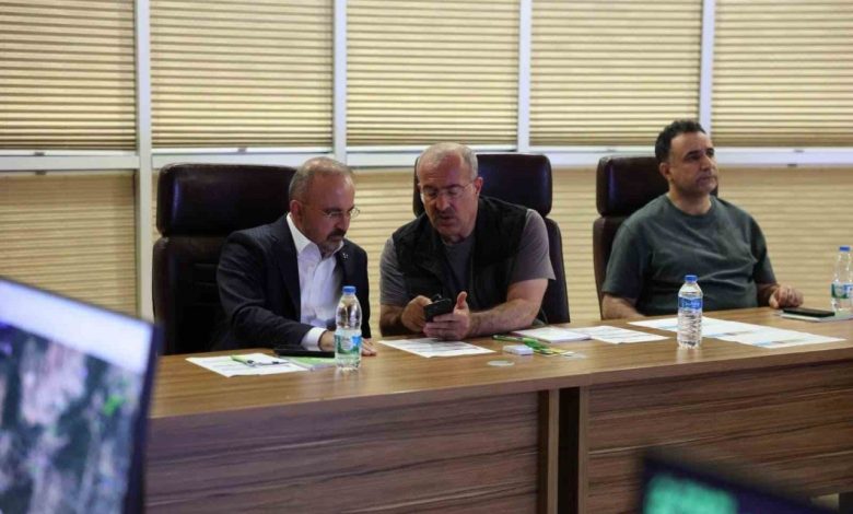 icisleri bakan yardimcisi turan canakkalede yangin sondurme calismalarini takip etti cf5eaec50768 |