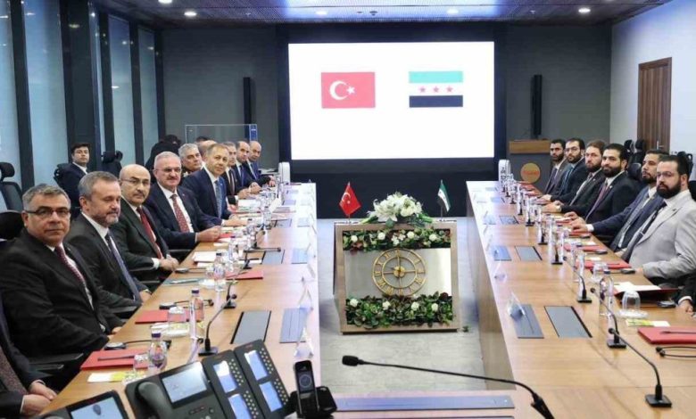 İçişleri Bakanı Yerlikaya, Suriyeli mevkidaşı Hattab ile görüştü 1 icisleri bakani yerlikaya suriyeli mevkidasi hattab ile gorustu 89054e109843 |