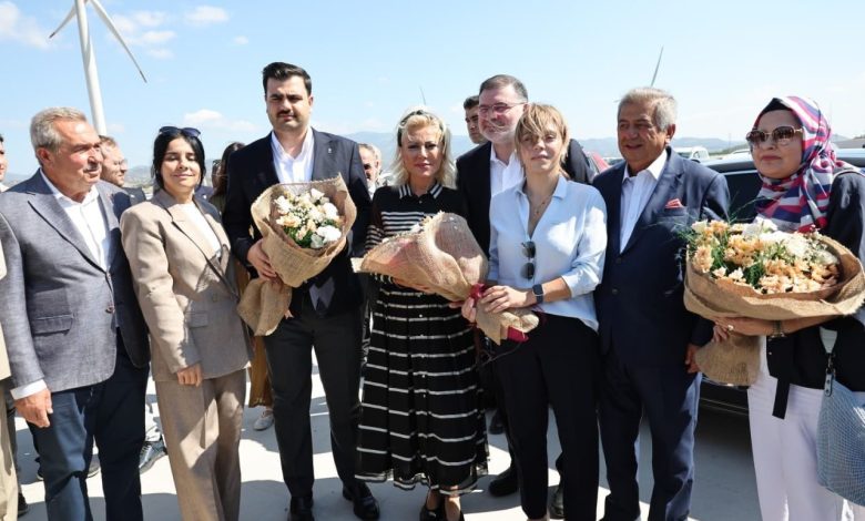 İnan: "Bergama, yatırımlardan ekonomik ve sosyal katkı almalı" 1 inan bergama yatirimlardan ekonomik ve sosyal katki almali 801714c487f9 |