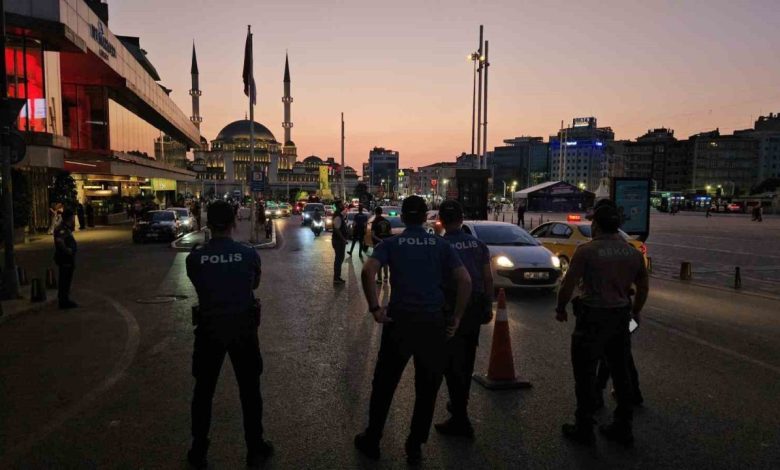 İstanbul genelinde helikopter destekli ’Huzur İstanbul’ denetimi 1 istanbul genelinde helikopter destekli huzur istanbul denetimi 810855b16992 |