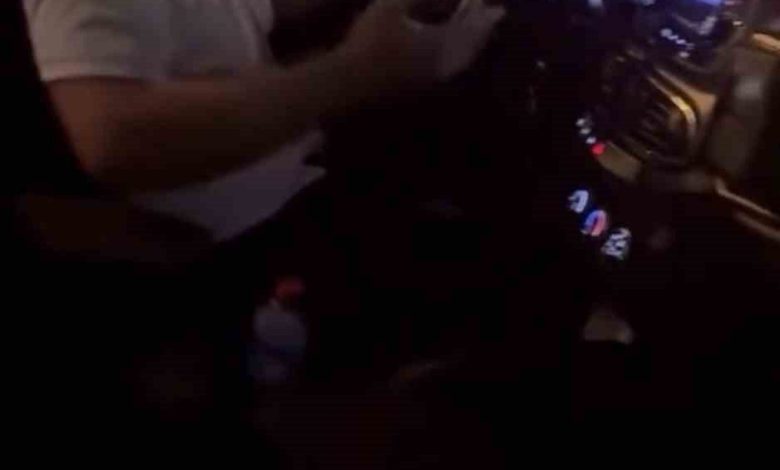 istanbulda taksi soforlerinin yolcu sectigi anlar kamerada 15151a42d4dc |