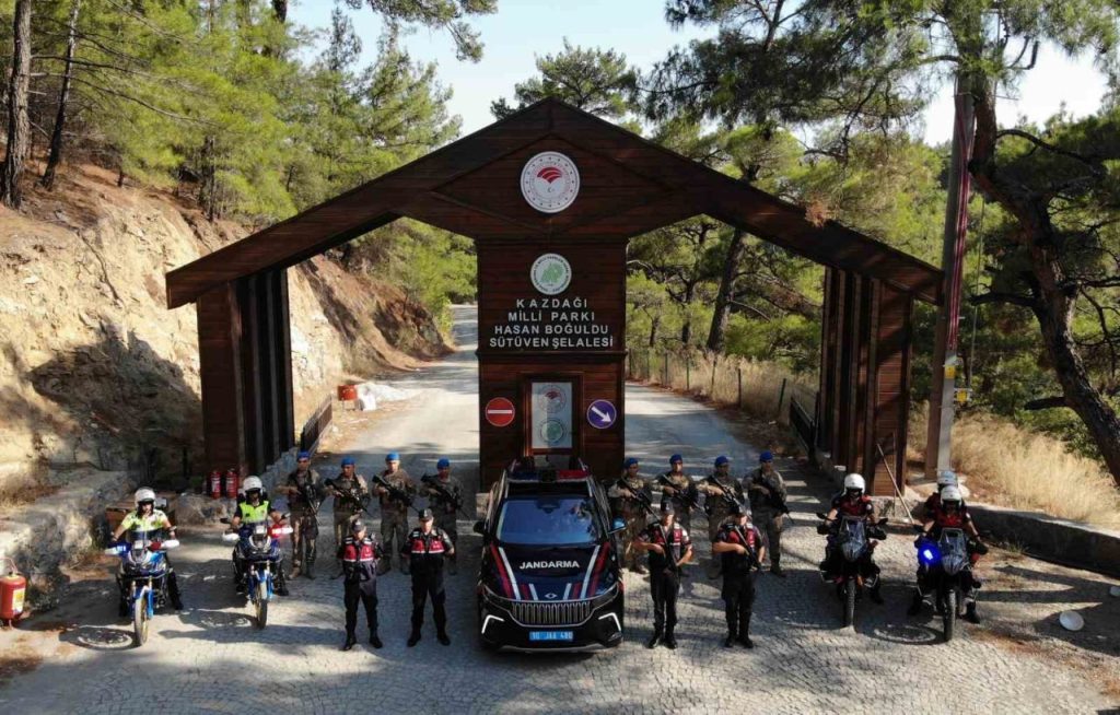 jandarmadan orman yanginlarina karsi siki denetim bf11b089d875 |