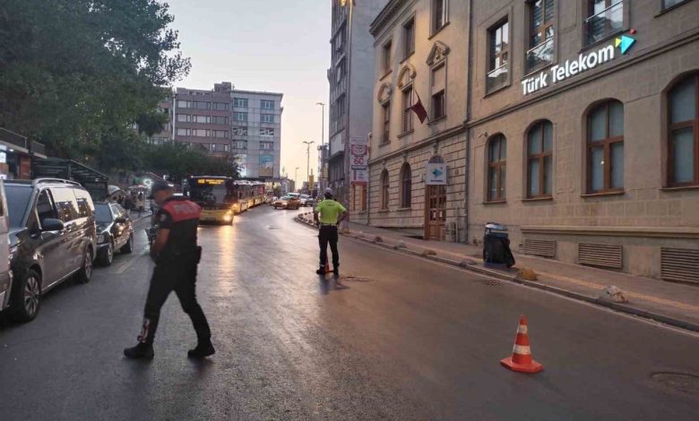 Kadıköy’de helikopter destekli huzur asayiş uygulaması 1 kadikoyde helikopter destekli huzur asayis uygulamasi f411139825f6 |
