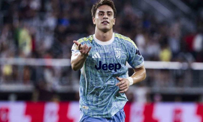 Kenan Yıldız, Ballon d’Or Kopa Trophy ödülüne aday gösterildi 1 kenan yildiz ballon dor kopa trophy odulune aday gosterildi 6c639af33b6d |