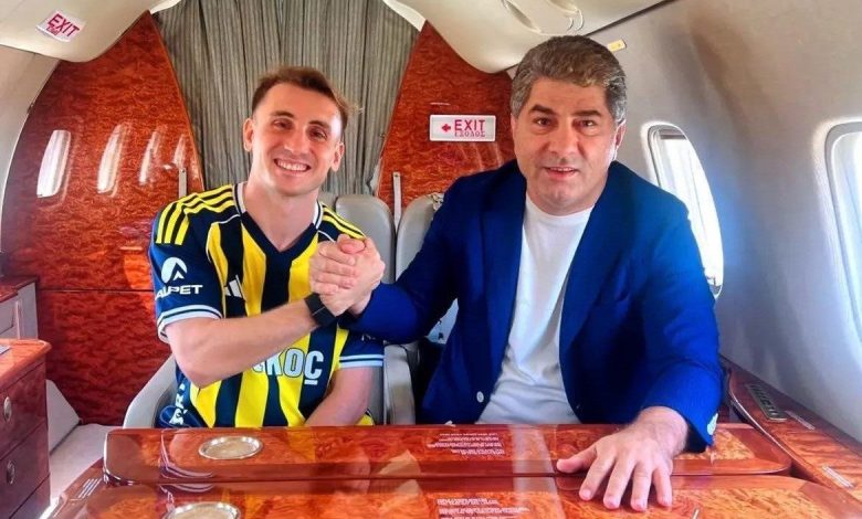 Kerem Aktürkoğlu Fenerbahçe formasını giydi 1 kerem akturkoglu fenerbahce formasini giydi f386212e31a2 |