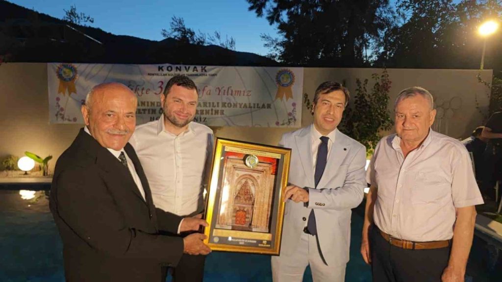 konvaktan alaninda en basarili uyelerine odul 9854ed1aee8d |