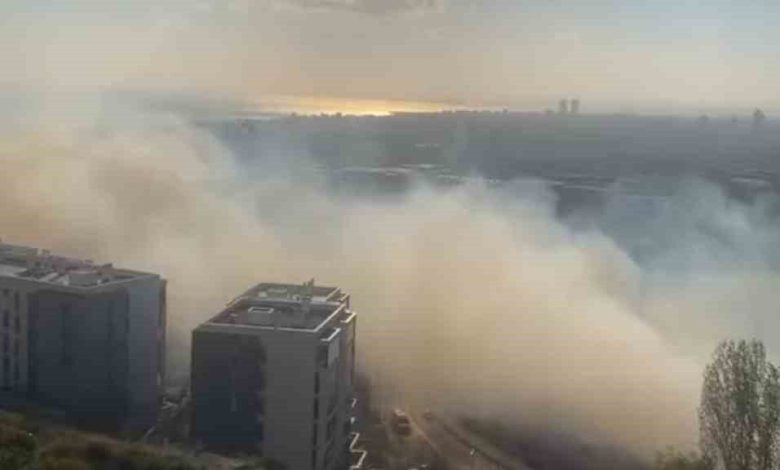 Maltepe’de geniş arazi yangını 1 maltepede genis arazi yangini 1b5bbb935db0 |