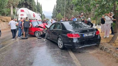 mercedes ile tofas otomobil carpisti 1 olu 4 yarali 90bf3889fbab |