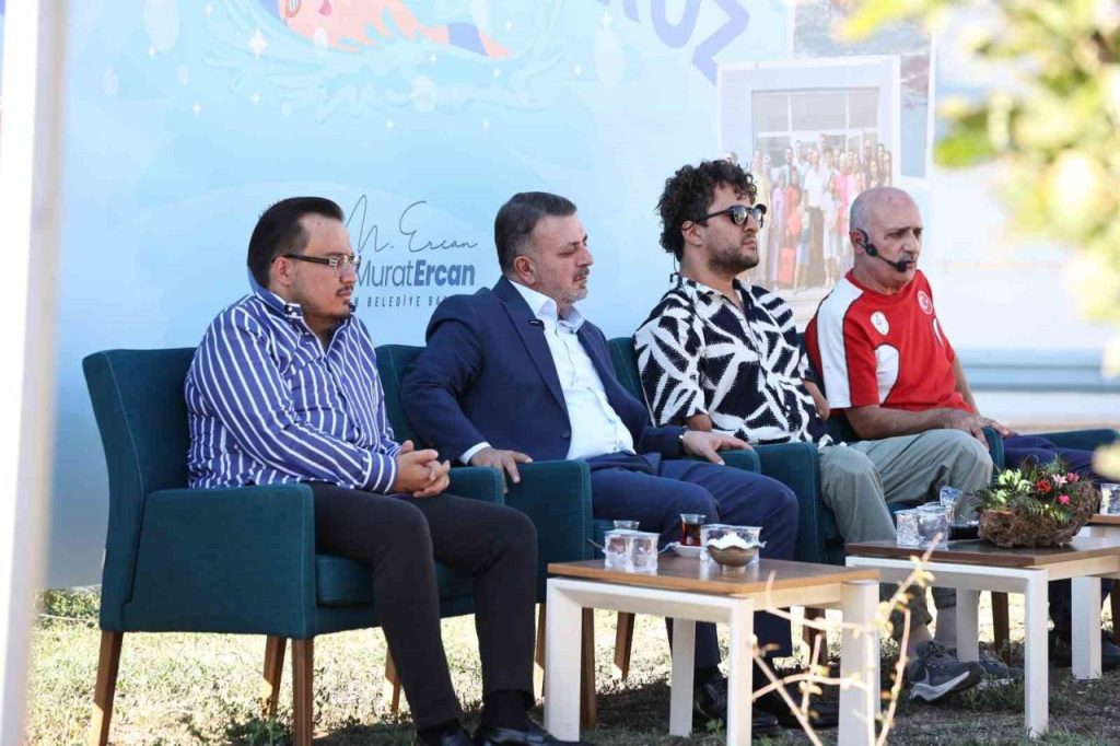 milli yuzucu hamit demir basari hikayesini sincanda paylasti 6b4324765880 |