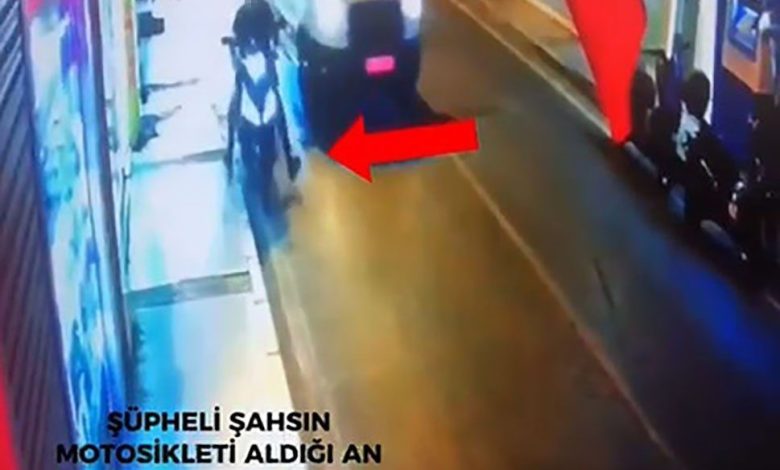Motosiklet hırsızları kameradan tespit edildi 1 motosiklet hirsizlari kameradan tespit edildi 7f98c07ddf44 |