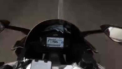 motosiklet surucusunun olumden dondugu anlar kask kamerasinda c3dcd0348eb3 |