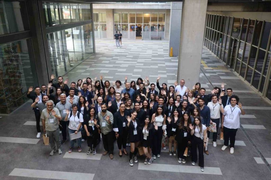 ogrencilerle firmalar birlikte calisti e9d44b3bd3b9 |