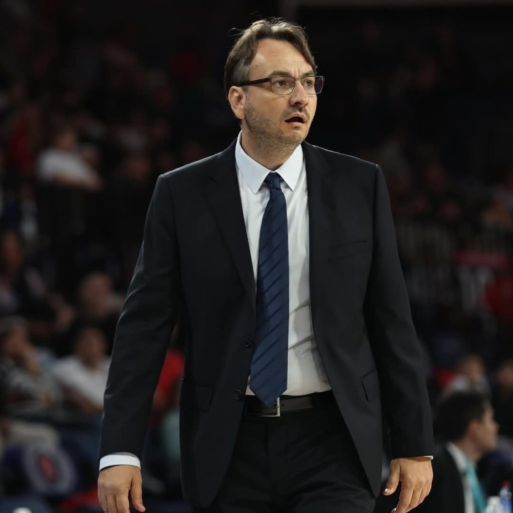 ozhan civgin genis ve rotasyonlu kadro kurduk b02fec1b864c |