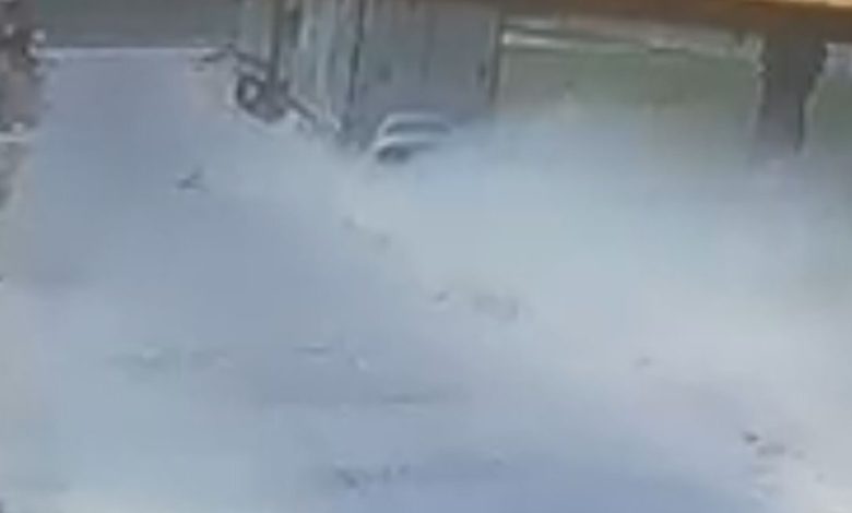 Park halindeki tıra böyle çarptı...Feci kazada sürücü hayatını kaybetti 1 park halindeki tira boyle carptifeci kazada surucu hayatini kaybetti baa7765993a3 |