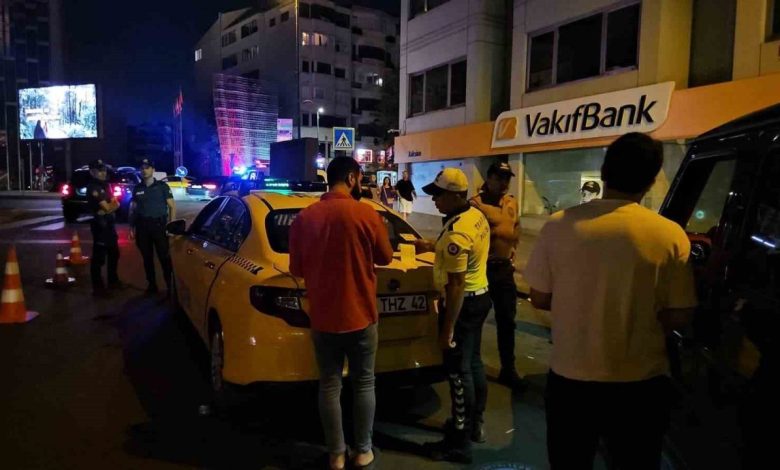 polis taksim meydaninda kus ucurtmadi f5afdeee046d |