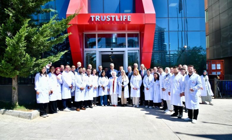 Sağlık Bakanı Kemal Memişoğlu’ndan Trustlife’a ziyaret 1 saglik bakani kemal memisoglundan trustlifea ziyaret 193b14bc5532 |