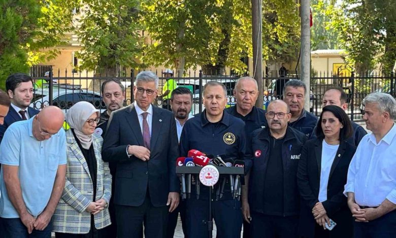 saglik bakani memisoglu toplam 52 basvuru var 29u yarali olarak hastanelerimizde tedavi altina alindi c122f1dffc69 |