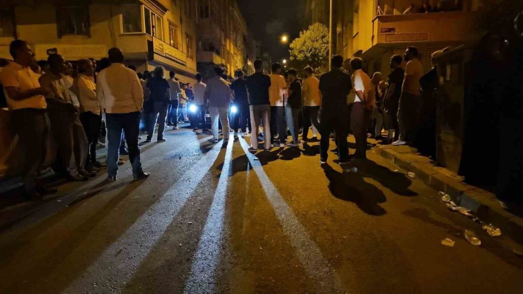 sultangazide aile ici kavga cinayetle sonuclandi ogul annesini basindan vurdu fc9763534f9b |