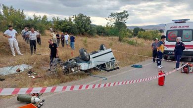 takla atan otomobildeki surucu hayatini kaybetti d534a25932ca |